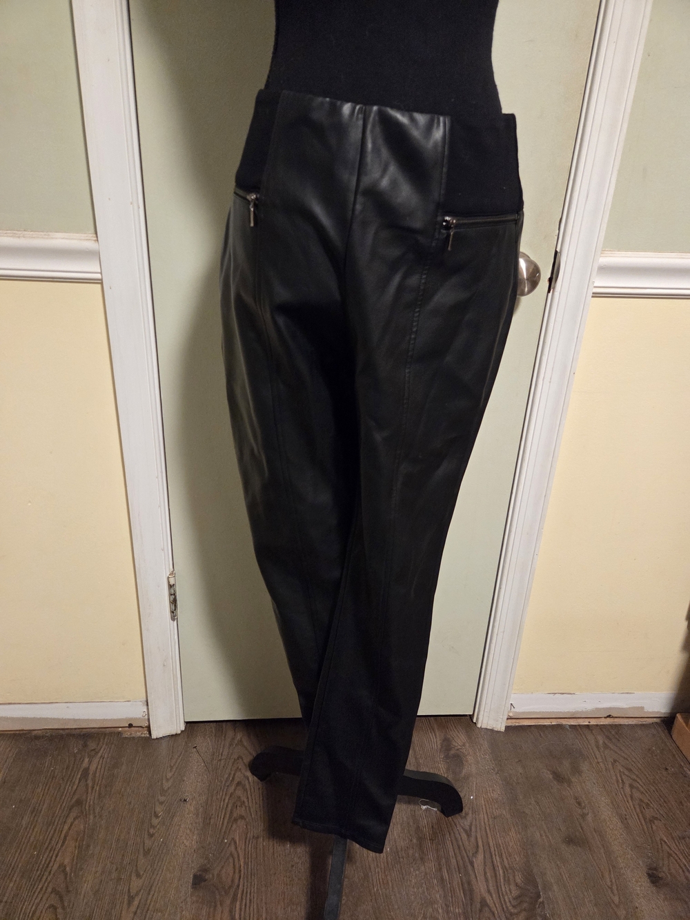 Women's Black Faux Leather Leggings with Zip Accent